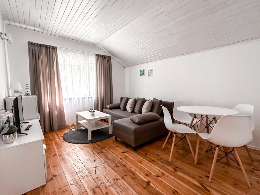 Summer House Любневице Экстерьер фото