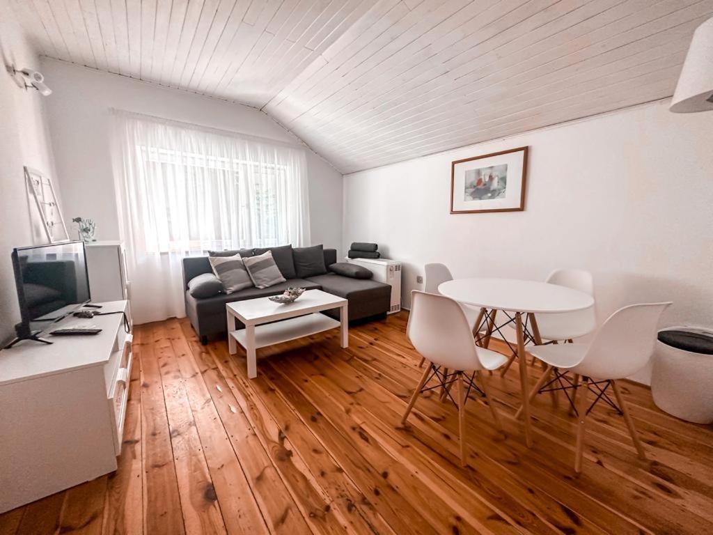 Summer House Любневице Экстерьер фото